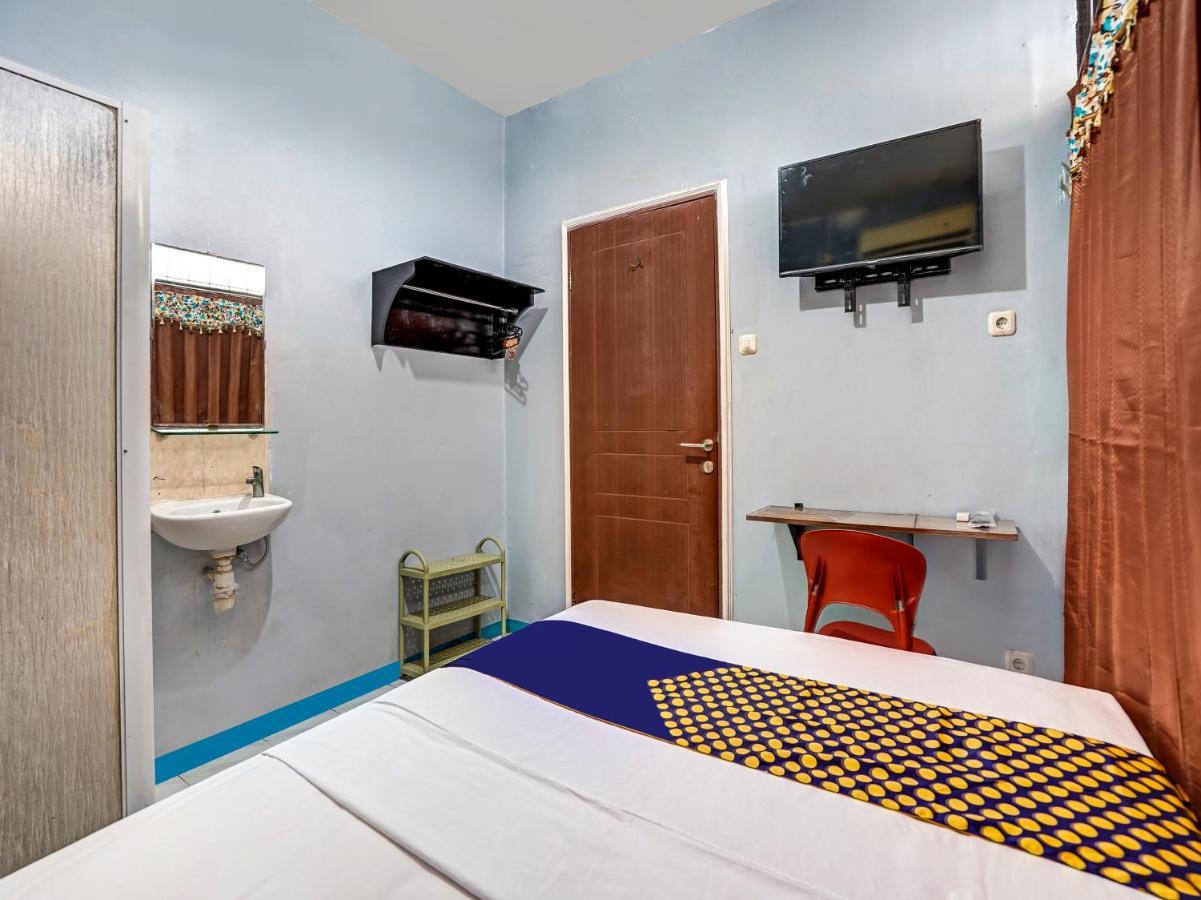 Spot On 90147 Gosepa Ambengan Plaza Hotel Surabaya Exterior foto