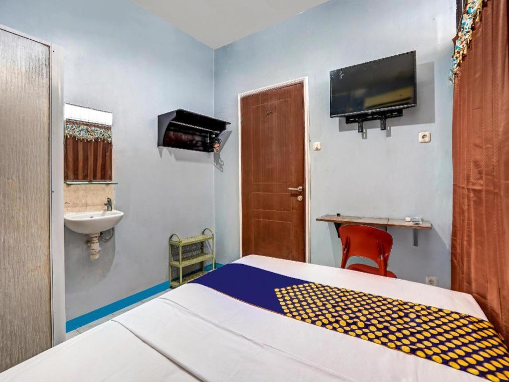 Spot On 90147 Gosepa Ambengan Plaza Hotel Surabaya Exterior foto