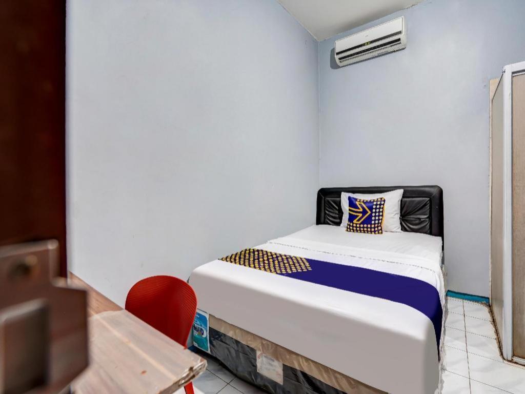 Spot On 90147 Gosepa Ambengan Plaza Hotel Surabaya Exterior foto