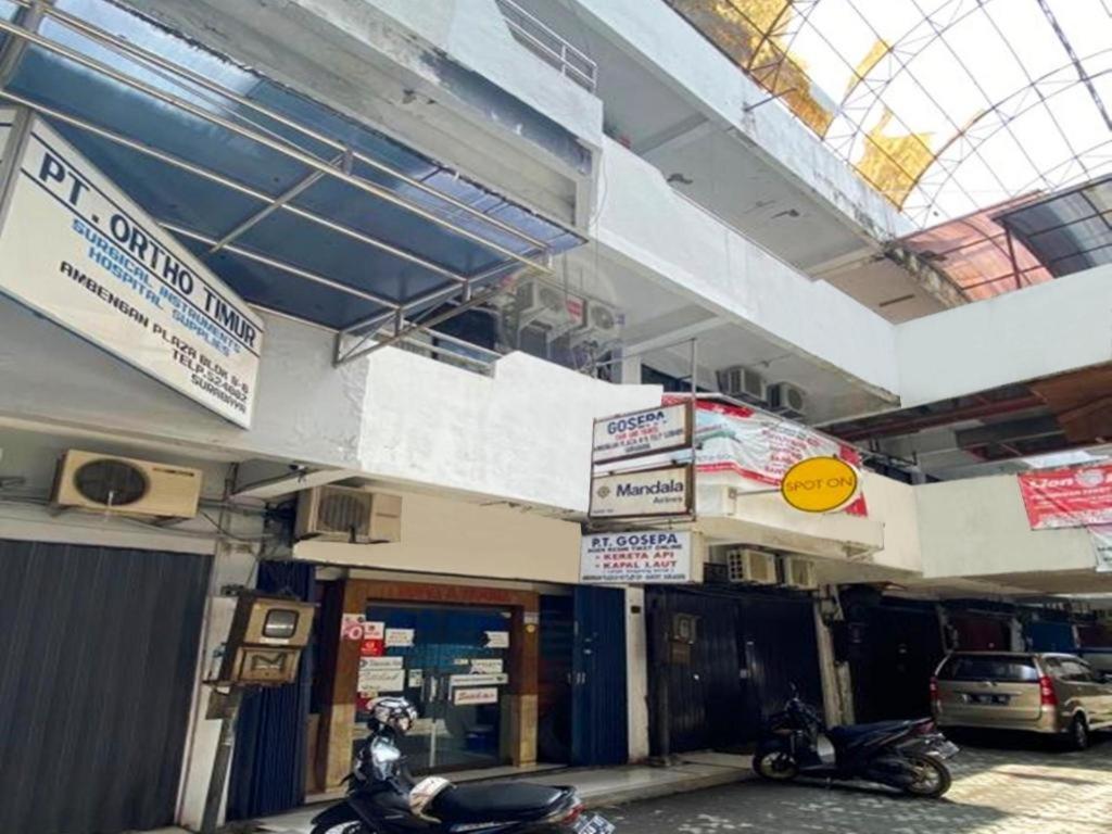 Spot On 90147 Gosepa Ambengan Plaza Hotel Surabaya Exterior foto